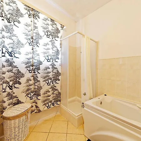 Kota House Apartment Pula